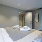 Quiet 2br Flat In Near Windermere