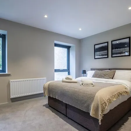 Quiet 2br Flat In Near Windermere